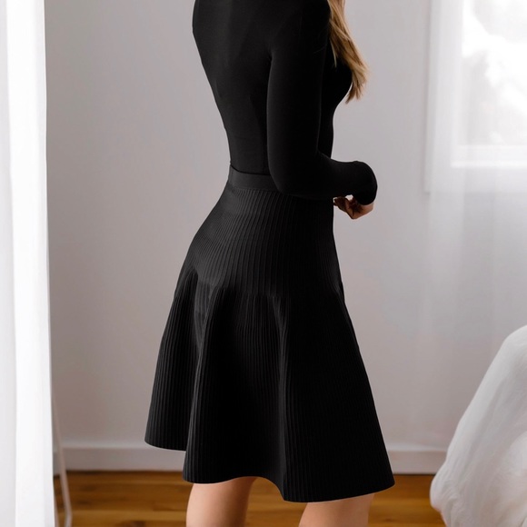 SoldOut11thStreet - Picture 2 of 3